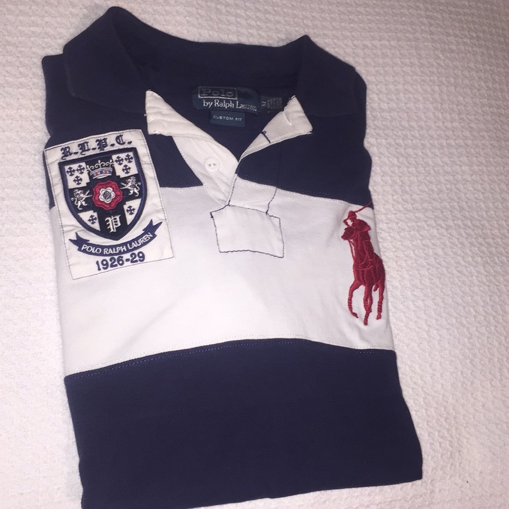 Ralph Lauren shirt size medium